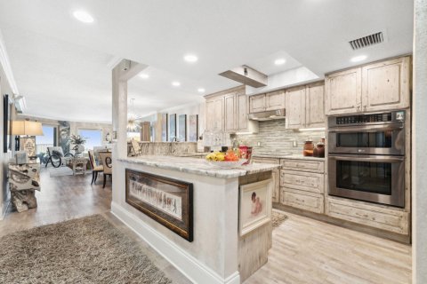 Condo in Destin, Florida, 2 bedrooms  № 562091 - photo 1