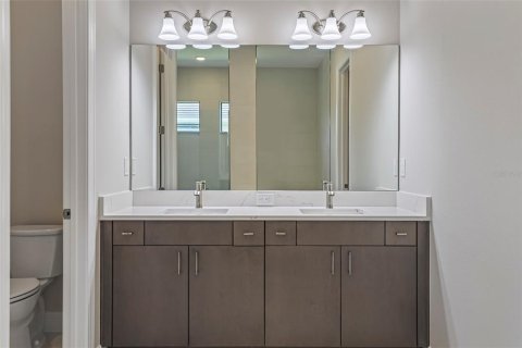 Casa en venta en Lakewood Ranch, Florida, 3 dormitorios, 238.11 m2 № 1916106 - foto 8