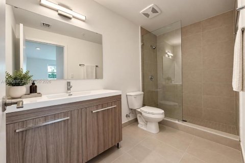 Appartement à louer à Hallandale Beach, Floride: 2 chambres № 2382671 - photo 17