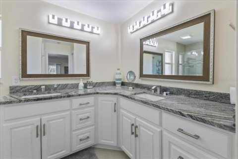 Villa ou maison à vendre à Cape Coral, Floride: 3 chambres, 161.84 m2 № 1755011 - photo 17