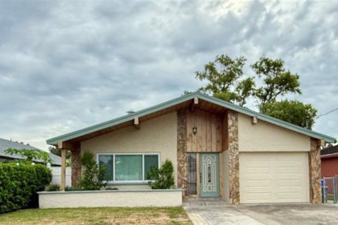 Villa ou maison à Tampa, Floride 3 chambres, 118.45 m2 № 2406910