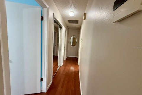 Villa ou maison à louer à Tampa, Floride: 3 chambres, 118.45 m2 № 2406910 - photo 18