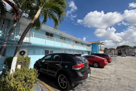 Condo à Hialeah, Floride, 2 chambres № 1999418
