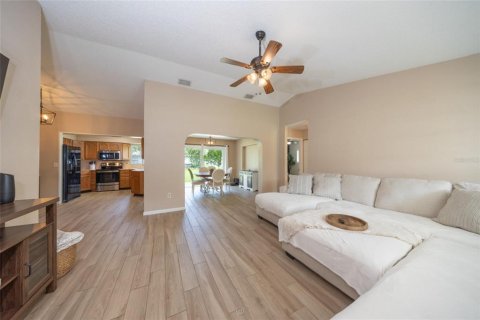 Villa ou maison à vendre à Palm Coast, Floride: 3 chambres, 145.02 m2 № 2389410 - photo 2