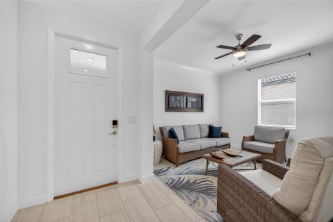 Casa en venta en Wimauma, Florida, 3 dormitorios, 197.7 m2 № 2145486 - foto 3