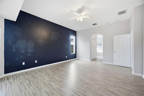 House in Valrico, Florida 5 bedrooms, 257.43 sq.m. № 2283701 - photo 28
