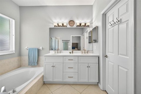 Casa en venta en Tampa, Florida, 3 dormitorios, 156.91 m2 № 1833119 - foto 22