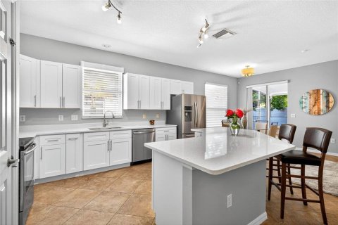 Casa en venta en Tampa, Florida, 3 dormitorios, 156.91 m2 № 1833119 - foto 9