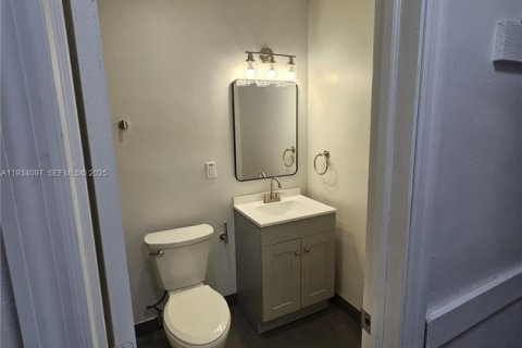 Снять в аренду квартиру в Лодерхилл, Флорида 3 спальни, № 1992307 - фото 14