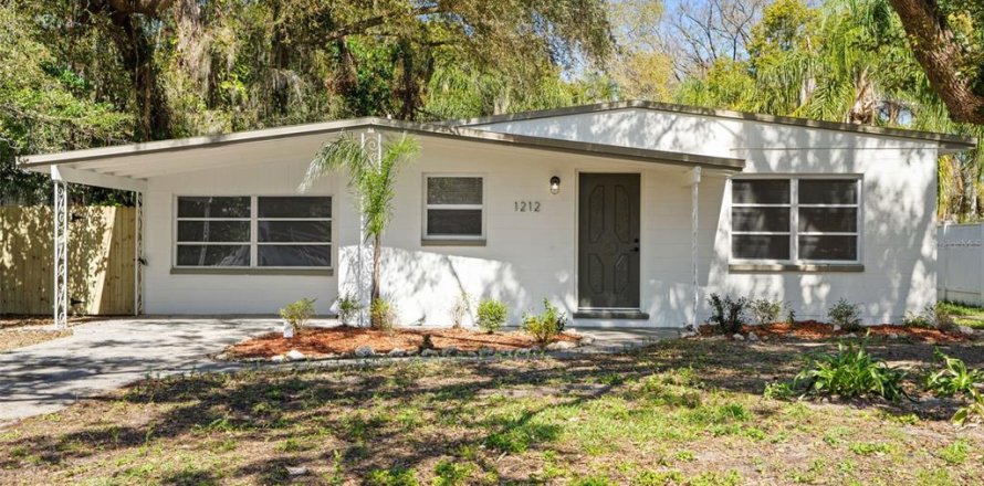 Villa ou maison à Tampa, Floride 3 chambres, 118.17 m2 № 1560888