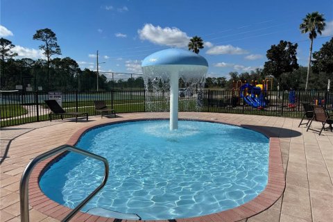 Condo in Poinciana, Florida, 2 bedrooms  № 2205122 - photo 22