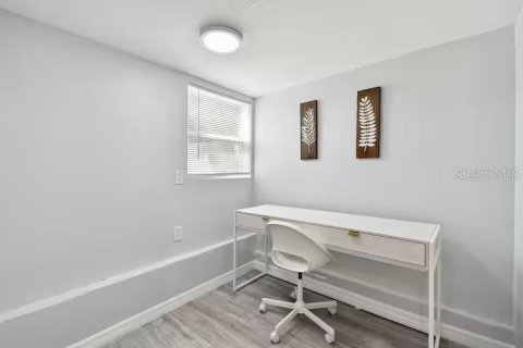 Appartement à louer à Orlando, Floride: 2 chambres, 74.32 m2 № 2352466 - photo 12