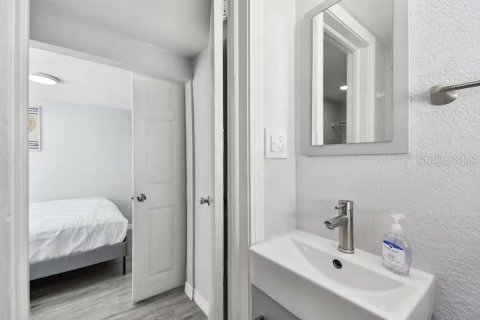 Appartement à louer à Orlando, Floride: 2 chambres, 74.32 m2 № 2352466 - photo 16