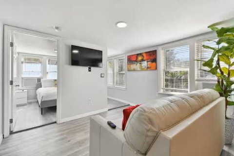 Appartement à louer à Orlando, Floride: 2 chambres, 74.32 m2 № 2352466 - photo 4
