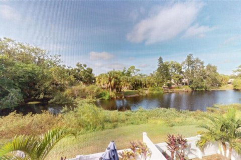Condominio en Sarasota, Florida, 1 dormitorio  № 2102838