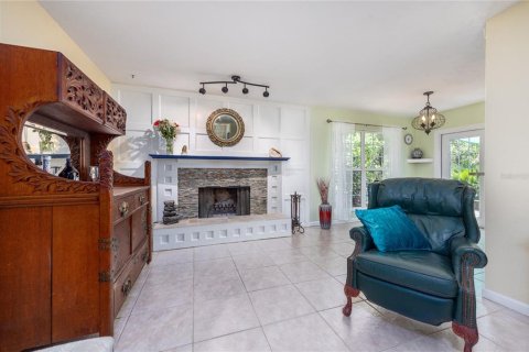 Villa ou maison à vendre à Gainesville, Floride: 3 chambres, 117.8 m2 № 2147504 - photo 2