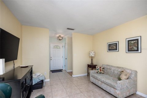 Villa ou maison à vendre à Gainesville, Floride: 3 chambres, 117.8 m2 № 2147504 - photo 12