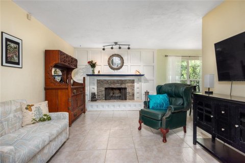 Villa ou maison à vendre à Gainesville, Floride: 3 chambres, 117.8 m2 № 2147504 - photo 10