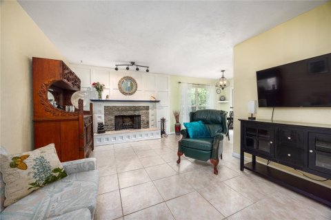 Villa ou maison à vendre à Gainesville, Floride: 3 chambres, 117.8 m2 № 2147504 - photo 9