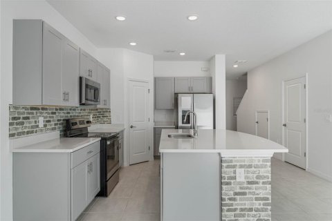 Adosado en alquiler en Kissimmee, Florida, 3 dormitorios, 144.09 m2 № 2115095 - foto 5