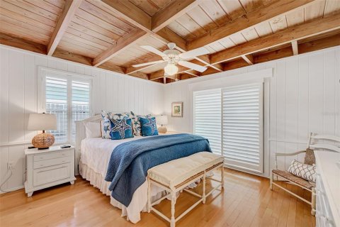 House in Sarasota, Florida 3 bedrooms, 119.84 sq.m. № 1131137 - photo 20