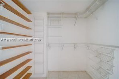 Copropriété à louer à North Miami Beach, Floride: 1 chambre, 73.58 m2 № 2046133 - photo 4