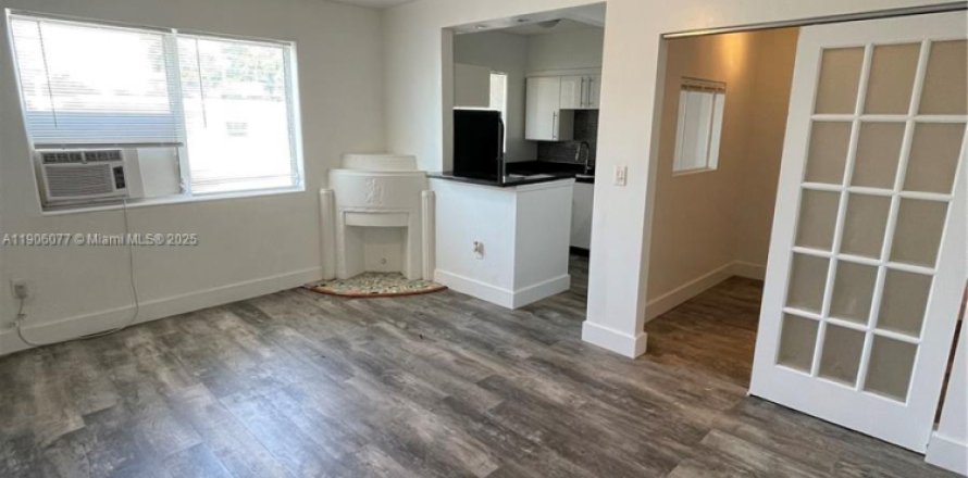 Appartement à Miami Beach, Floride 1 chambre, 38.18 m2 № 1956681