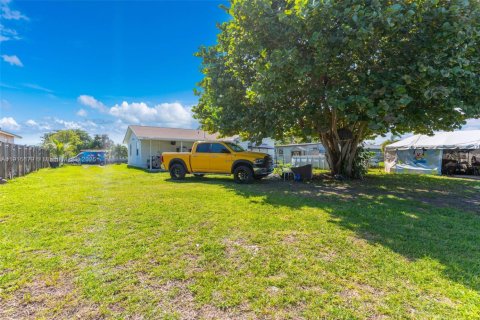 Villa ou maison à vendre à Miami, Floride: 3 chambres, 110 m2 № 1971010 - photo 13