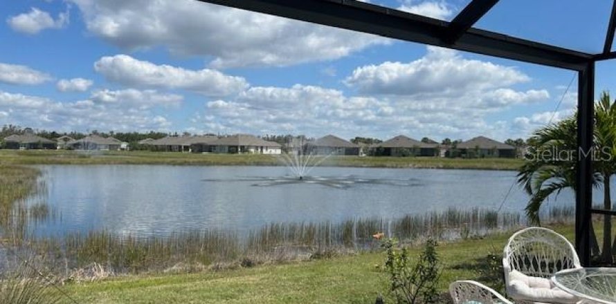 House in Punta Gorda, Florida 2 bedrooms, 140.84 sq.m. № 1802884