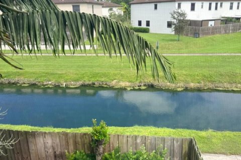 Купить кондоминиум в Майами, Флорида 4 спальни, 168.62м2, № 2054697 - фото 25