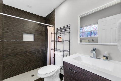 Купить виллу или дом в Майами, Флорида 3 спальни, 104.05м2, № 2006241 - фото 18