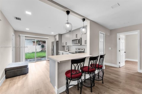 Купить виллу или дом в Майами, Флорида 3 спальни, 104.05м2, № 2006241 - фото 25