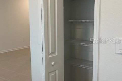 House in Winter Haven, Florida 3 bedrooms, 138.15 sq.m. № 1841554 - photo 11