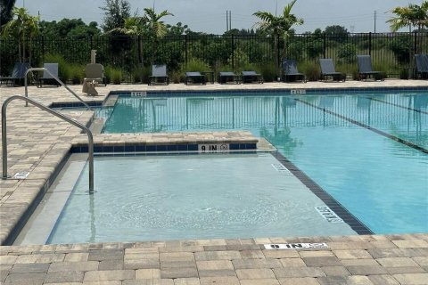 House in Winter Haven, Florida 3 bedrooms, 138.15 sq.m. № 1841554 - photo 21