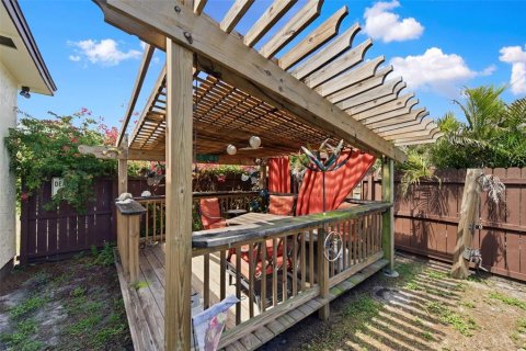 Casa en venta en Saint Petersburg, Florida, 2 dormitorios, 98.1 m2 № 2259163 - foto 15