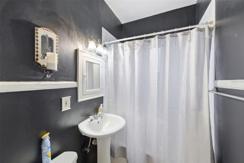 Casa en venta en Saint Petersburg, Florida, 2 dormitorios, 98.1 m2 № 2259163 - foto 10