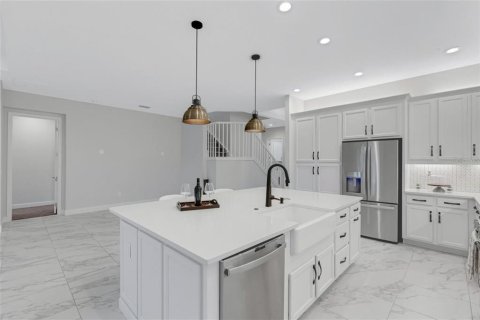 House in Wesley Chapel, Florida 5 bedrooms, 275.08 sq.m. № 1762160 - photo 12