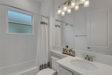 House in Wesley Chapel, Florida 5 bedrooms, 275.08 sq.m. № 1762160 - photo 29