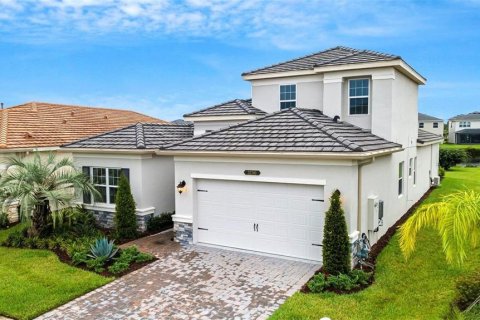 House in Wesley Chapel, Florida 5 bedrooms, 275.08 sq.m. № 1762160 - photo 3