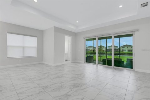 House in Wesley Chapel, Florida 5 bedrooms, 275.08 sq.m. № 1762160 - photo 7