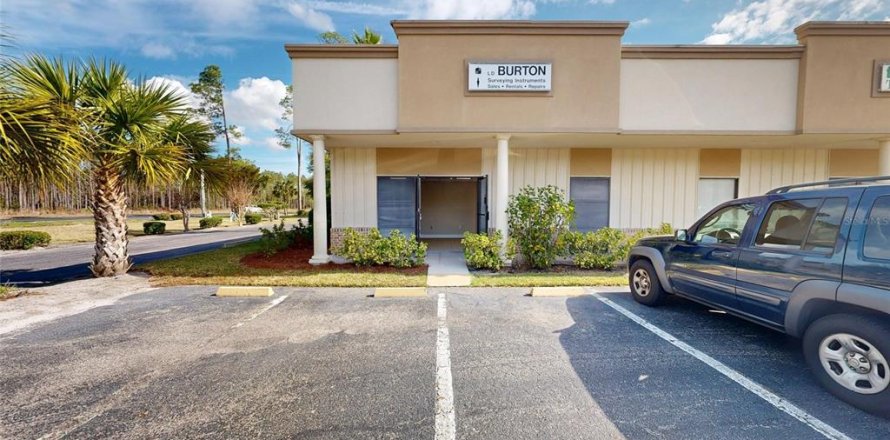 Commercial property in Gainesville, Florida 111.48 sq.m. № 2215001