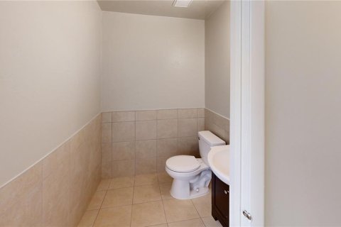 Commercial property in Gainesville, Florida 111.48 sq.m. № 2215001 - photo 9