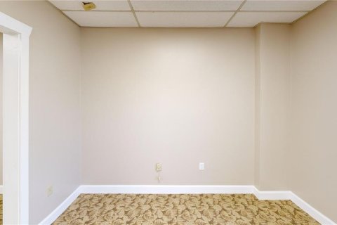 Commercial property in Gainesville, Florida 111.48 sq.m. № 2215001 - photo 7