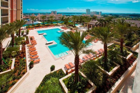 Condominio en venta en West Palm Beach, Florida, 1 dormitorio, 70.14 m2 № 2260814 - foto 23