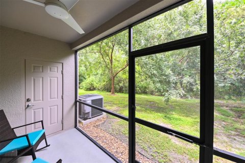 Adosado en venta en Tampa, Florida, 2 dormitorios, 115.94 m2 № 1873229 - foto 3