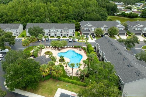 Adosado en venta en Tampa, Florida, 2 dormitorios, 115.94 m2 № 1873229 - foto 5