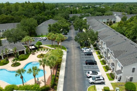 Adosado en venta en Tampa, Florida, 2 dormitorios, 115.94 m2 № 1873229 - foto 11