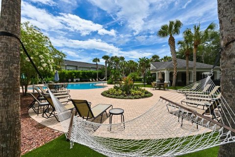 Adosado en venta en Tampa, Florida, 2 dormitorios, 115.94 m2 № 1873229 - foto 25