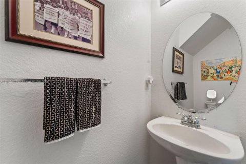 Touwnhouse à vendre à Miami Gardens, Floride: 3 chambres, 162.02 m2 № 1956239 - photo 26