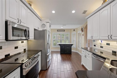 Villa ou maison à vendre à New Port Richey, Floride: 3 chambres, 178.47 m2 № 2320865 - photo 24